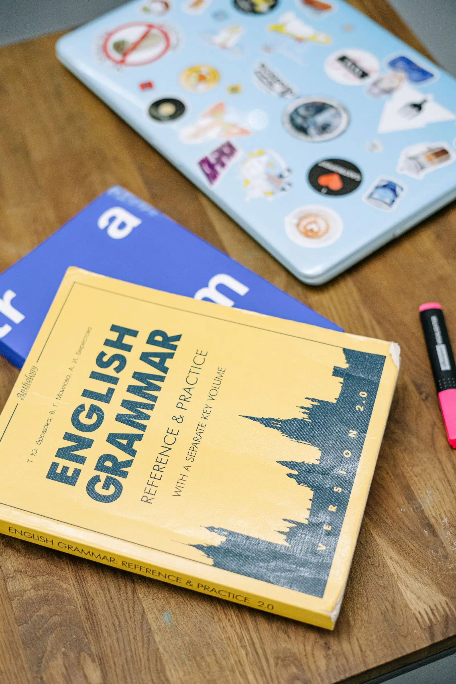 Escola de idiomas — capa